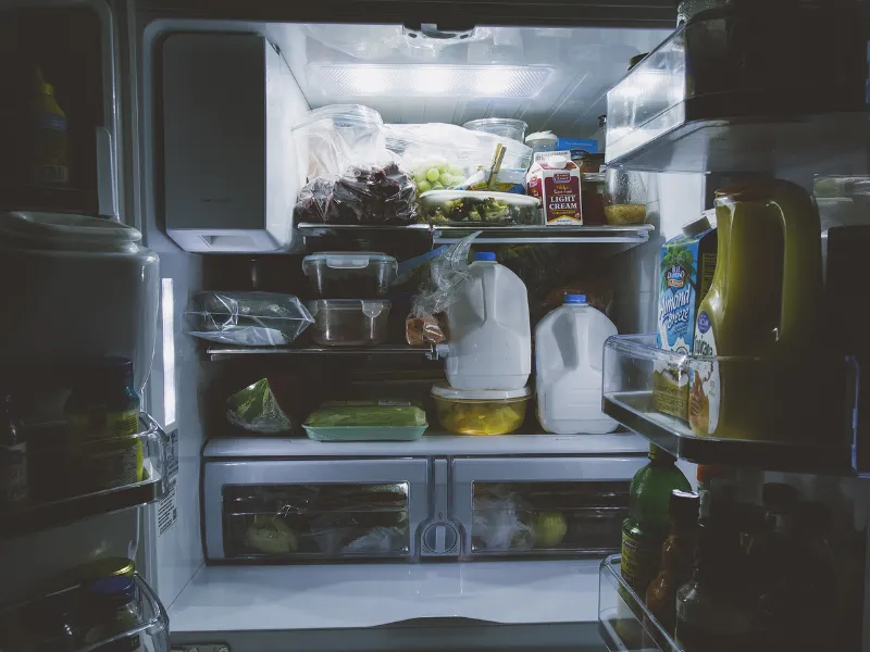 טיפים להסרת ריח רע מהמקרר